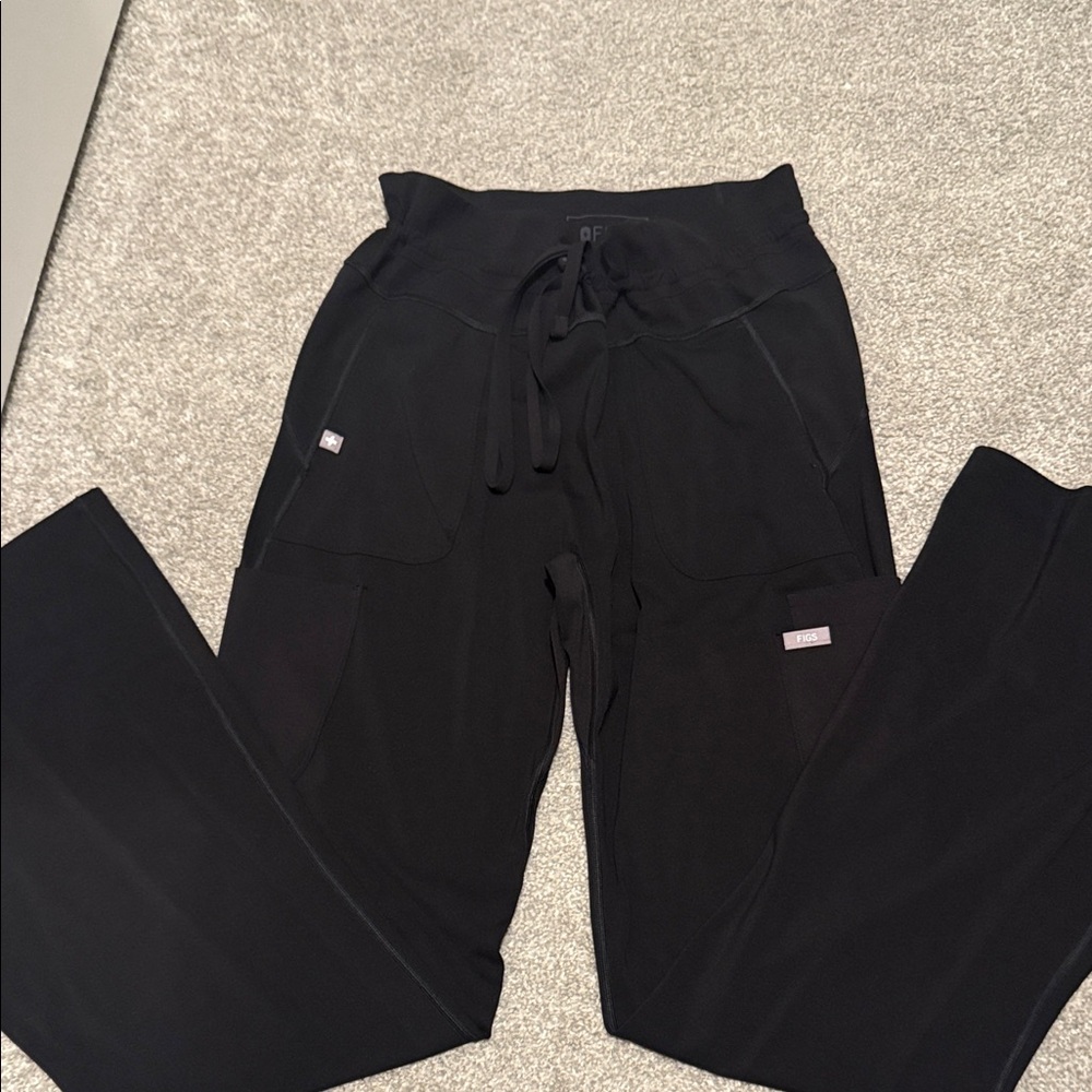 Women's Black High Waisted Seville Flare - Scrublegging
XL - Black - Regular